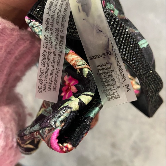 New! Victoria’s Secret Floral Shine Strap Wicked Push Up Bikini Top 4617 - Picture 5 of 7